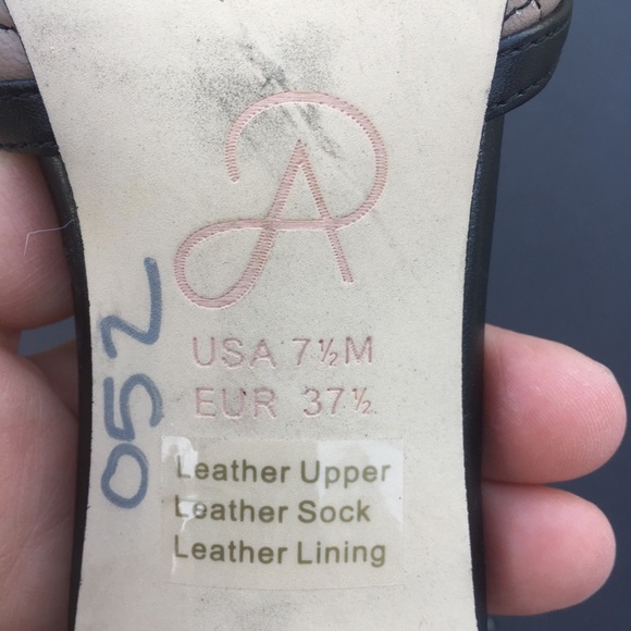 Adrianna Papell Black/Tan Heels w/ Ank… - Picture 5 of 5